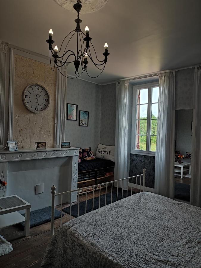 Apartamento Celine Et Jose Cubzac-les-Ponts Exterior foto