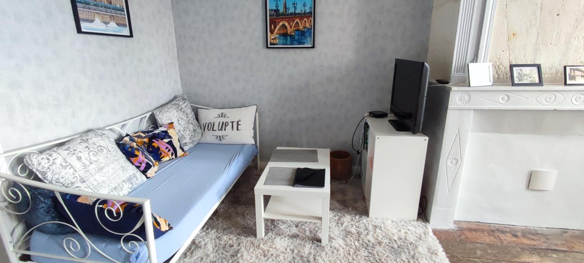Apartamento Celine Et Jose Cubzac-les-Ponts Exterior foto